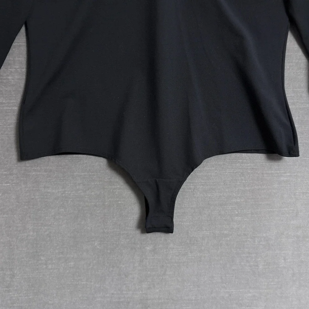 Spanx‎ Bodysuit 2X Black Long Sleeve V Neck Shapewear Thong V Neck Long Sleeve